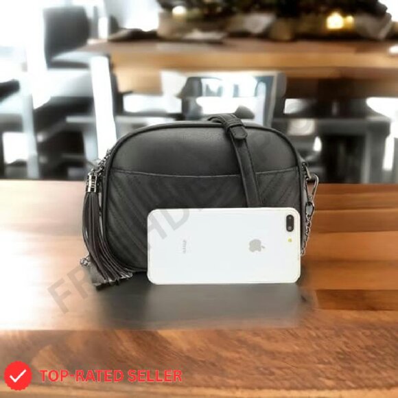 Quilted Crossbody Bag Chic Minimal Adjustable Strap Multi Pocket Everyday Purse - Picture 4 of 8